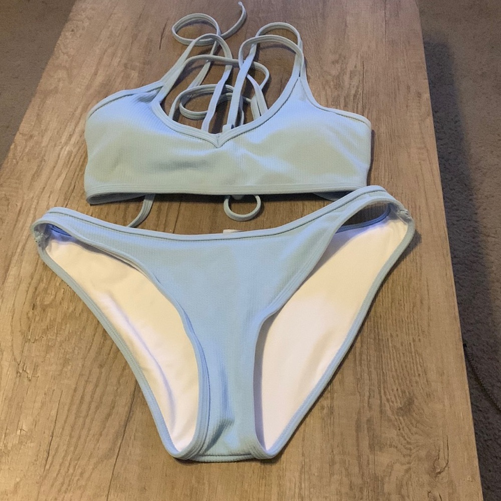 Bathing suit